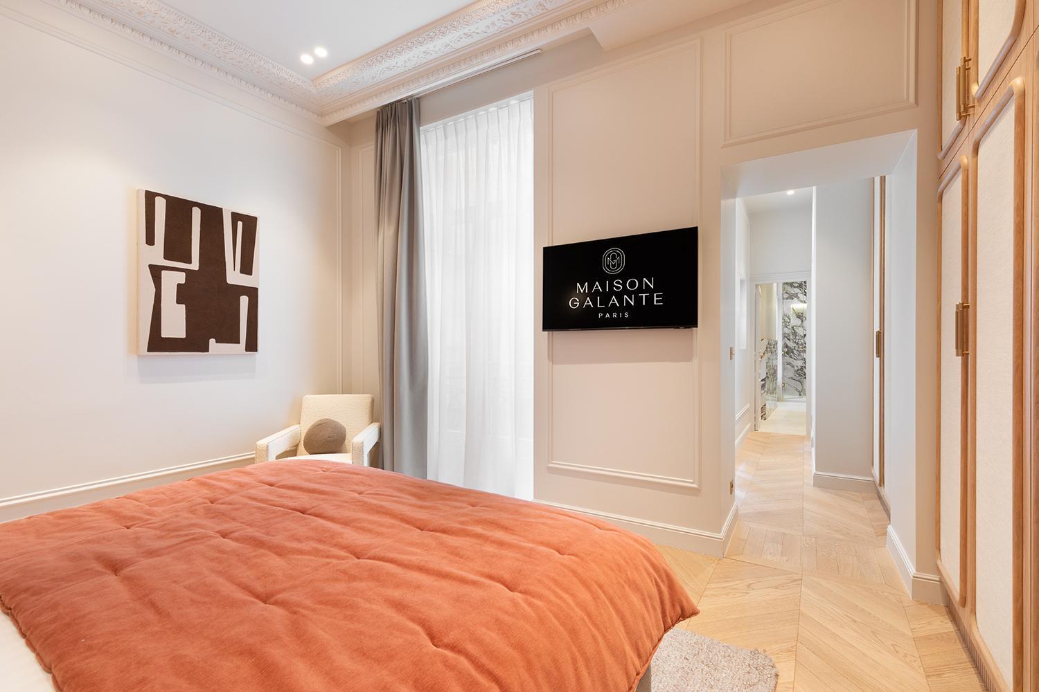 Maison Galante's With Services In Louvre - Rue Des Dechargeurs *