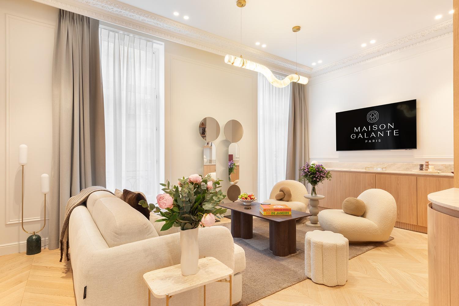 Maison Galante's With Services In Louvre - Rue Des Dechargeurs Paris