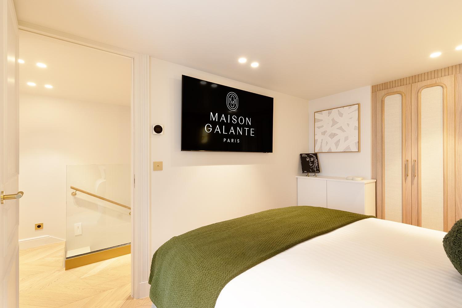 Maison Galante's With Services In Louvre - Rue Des Dechargeurs * Parigi
