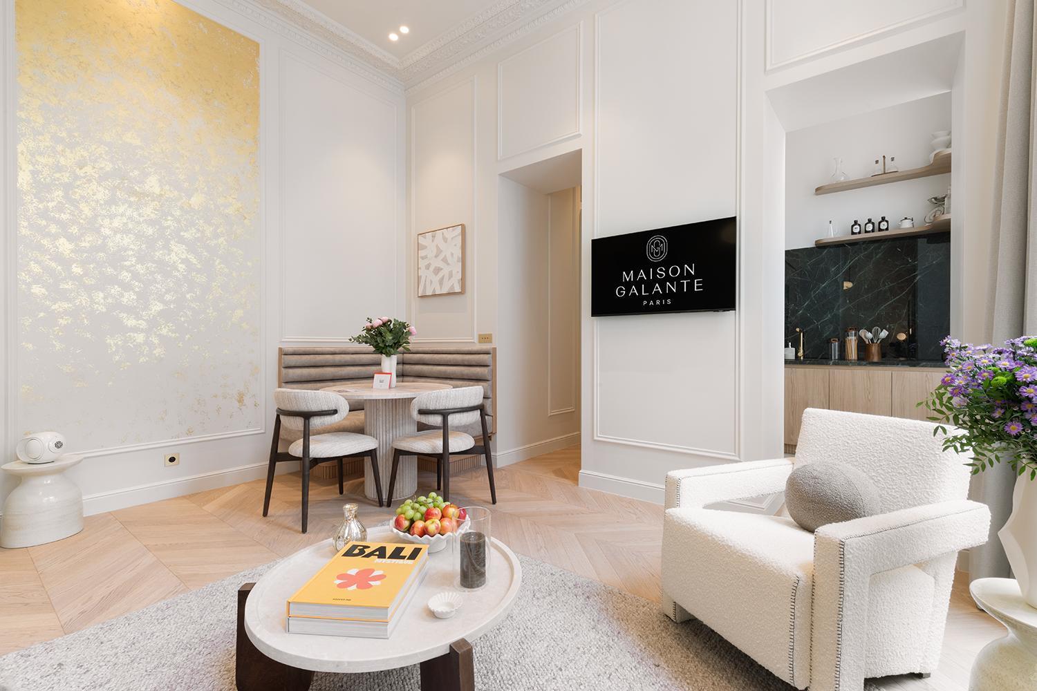 Maison Galante's With Services In Louvre - Rue Des Dechargeurs Paris