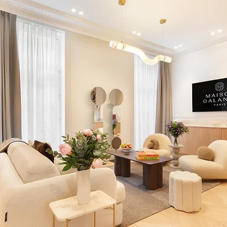 Maison Galante's With Services In Louvre - Rue Des Déchargeurs Parigi