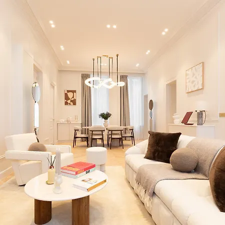 Maison Galante's With Services In Louvre - Rue Des Déchargeurs *
