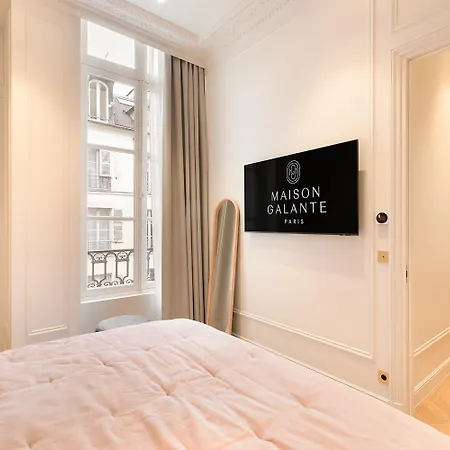 Maison Galante's With Services In Louvre - Rue Des Déchargeurs Parigi