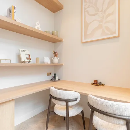Maison Galante's With Services In Louvre - Rue Des Déchargeurs *