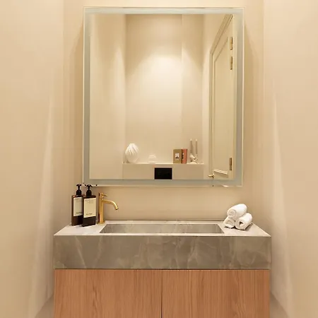 Maison Galante's With Services In Louvre - Rue Des Déchargeurs *